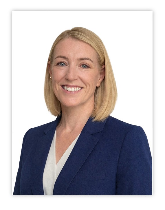 Headshot of Dr Lucinda Etheridge